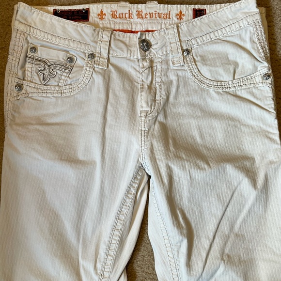 Cleaning Out My Closet!! I can’t fit it anymore. - Picture 3 of 3